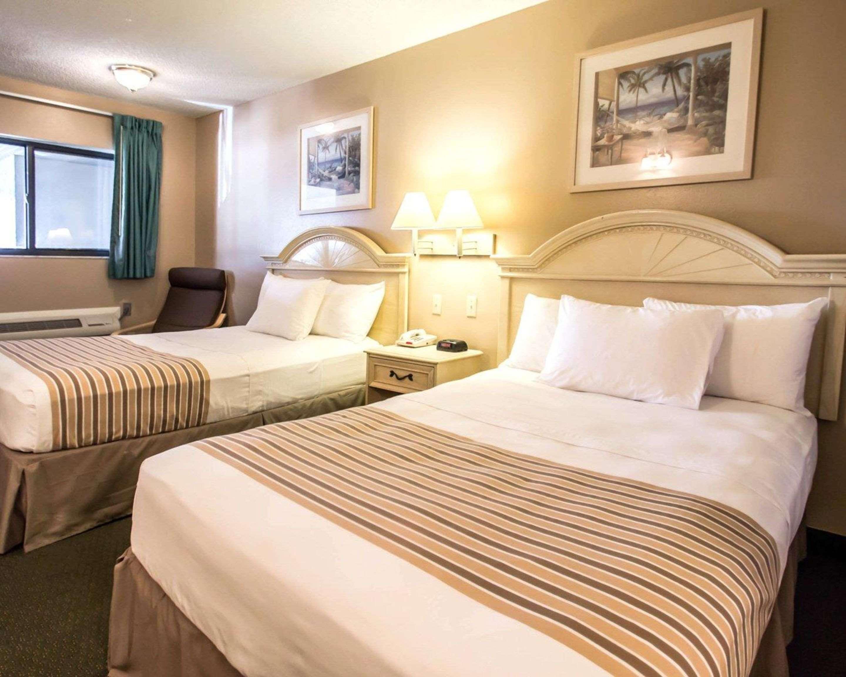 Rodeway Inn Forest City Exterior foto