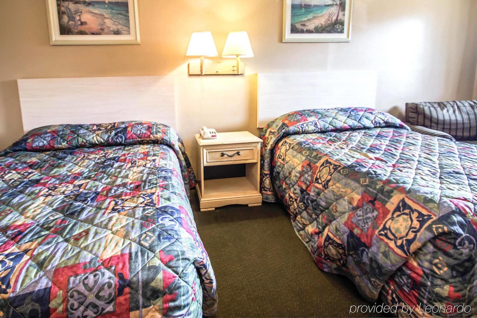 Rodeway Inn Forest City Exterior foto