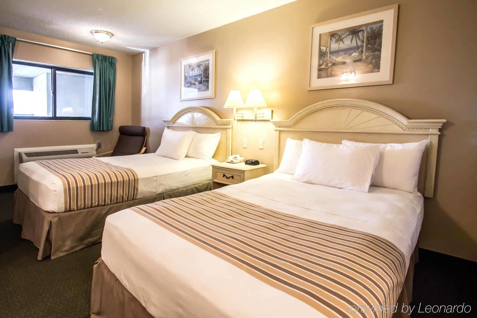 Rodeway Inn Forest City Exterior foto
